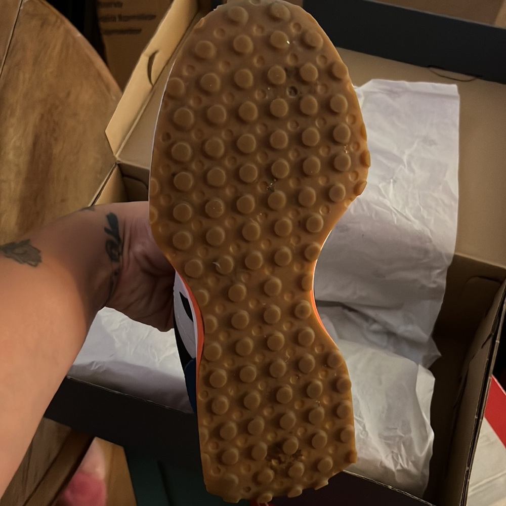 New Balance - Picture 5 of 5